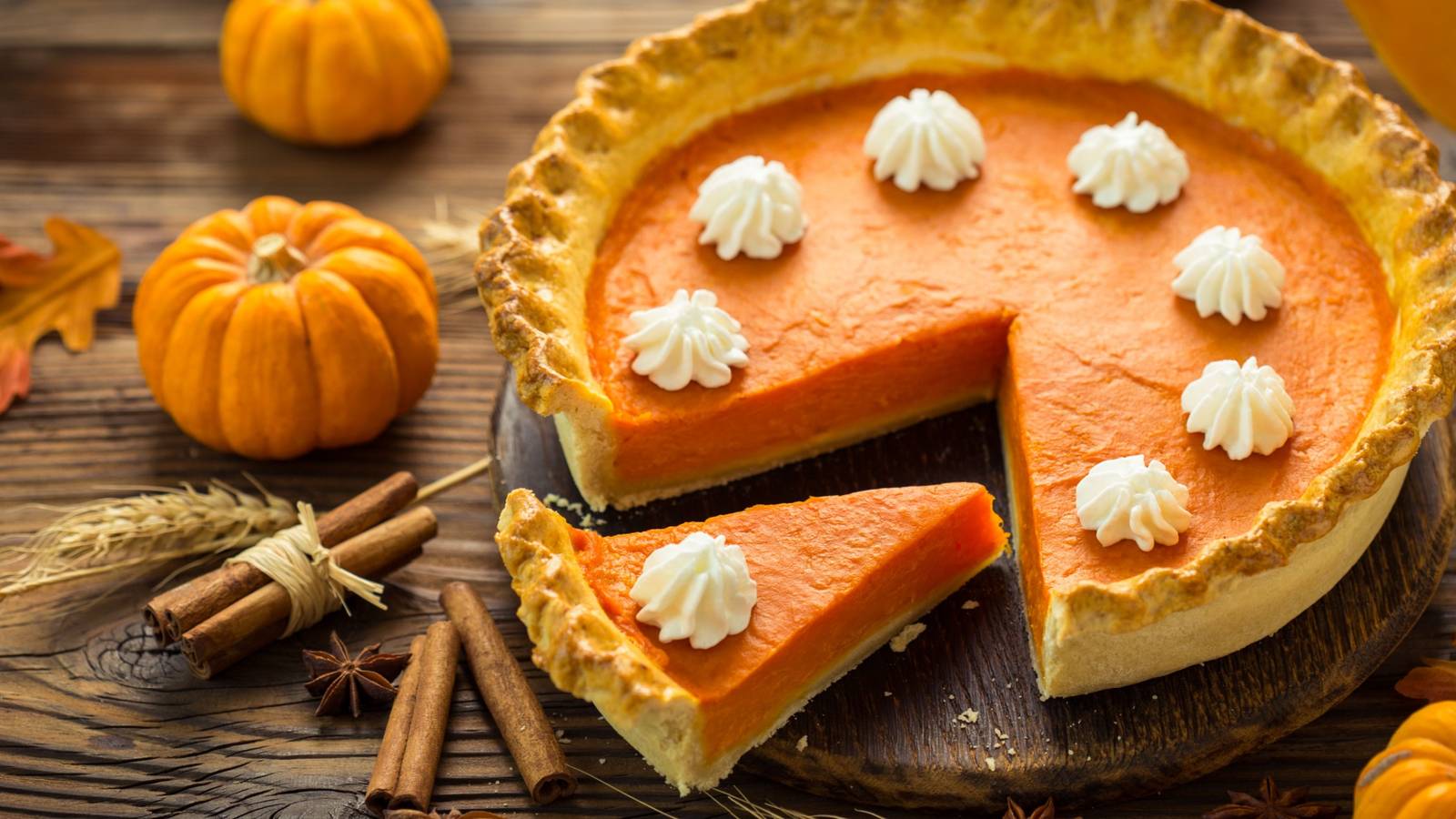 Canned vs. Fresh Pumpkin: Unlock Your Perfect Pie Filling Texture